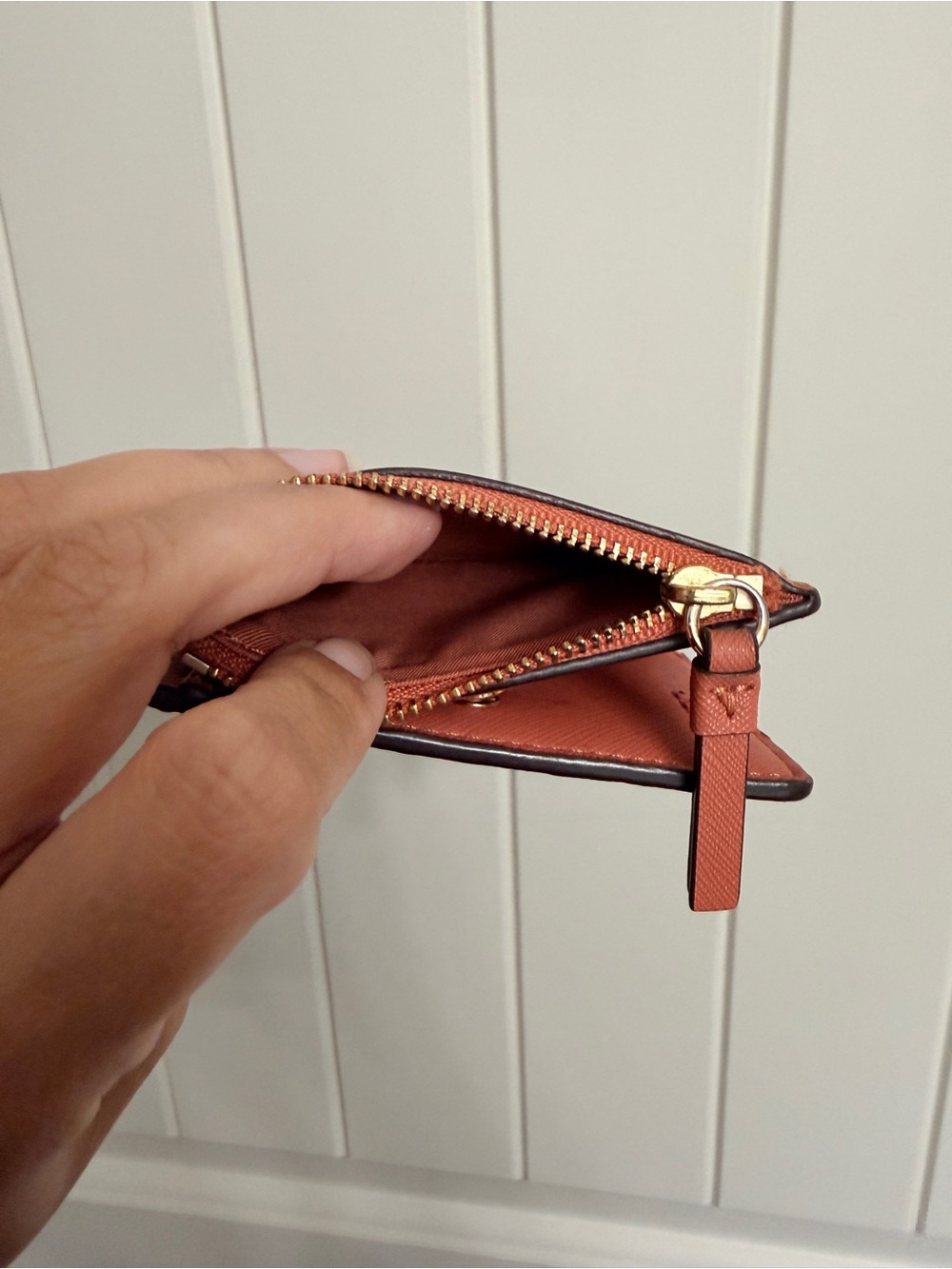 Tory Burch Compact Wallet - Picture 5 of 5